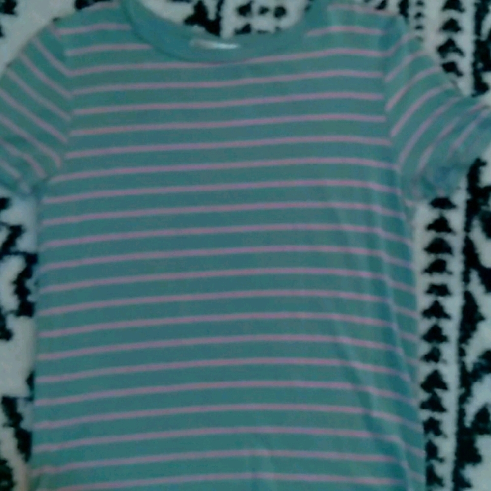 A strip green shirt